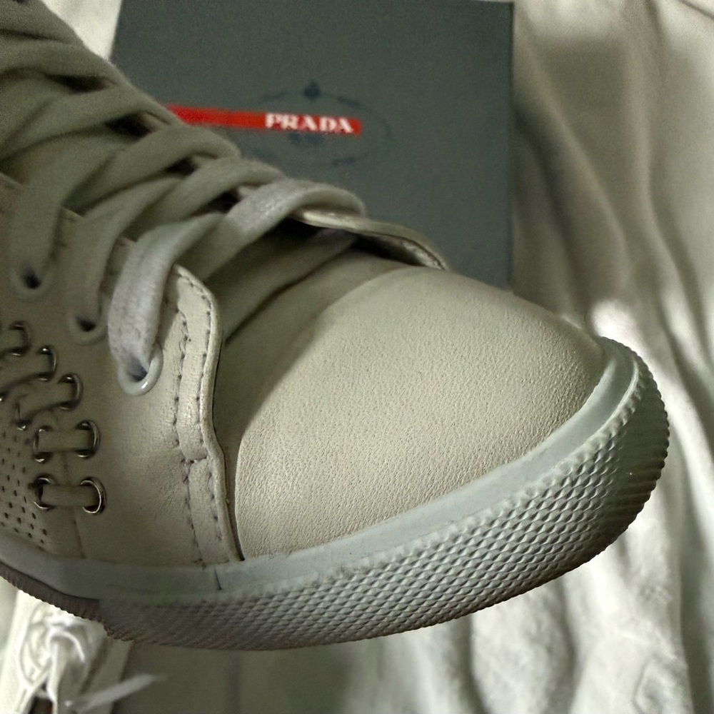 Prada White Sneakers (3T5848) - Picture 12 of 15